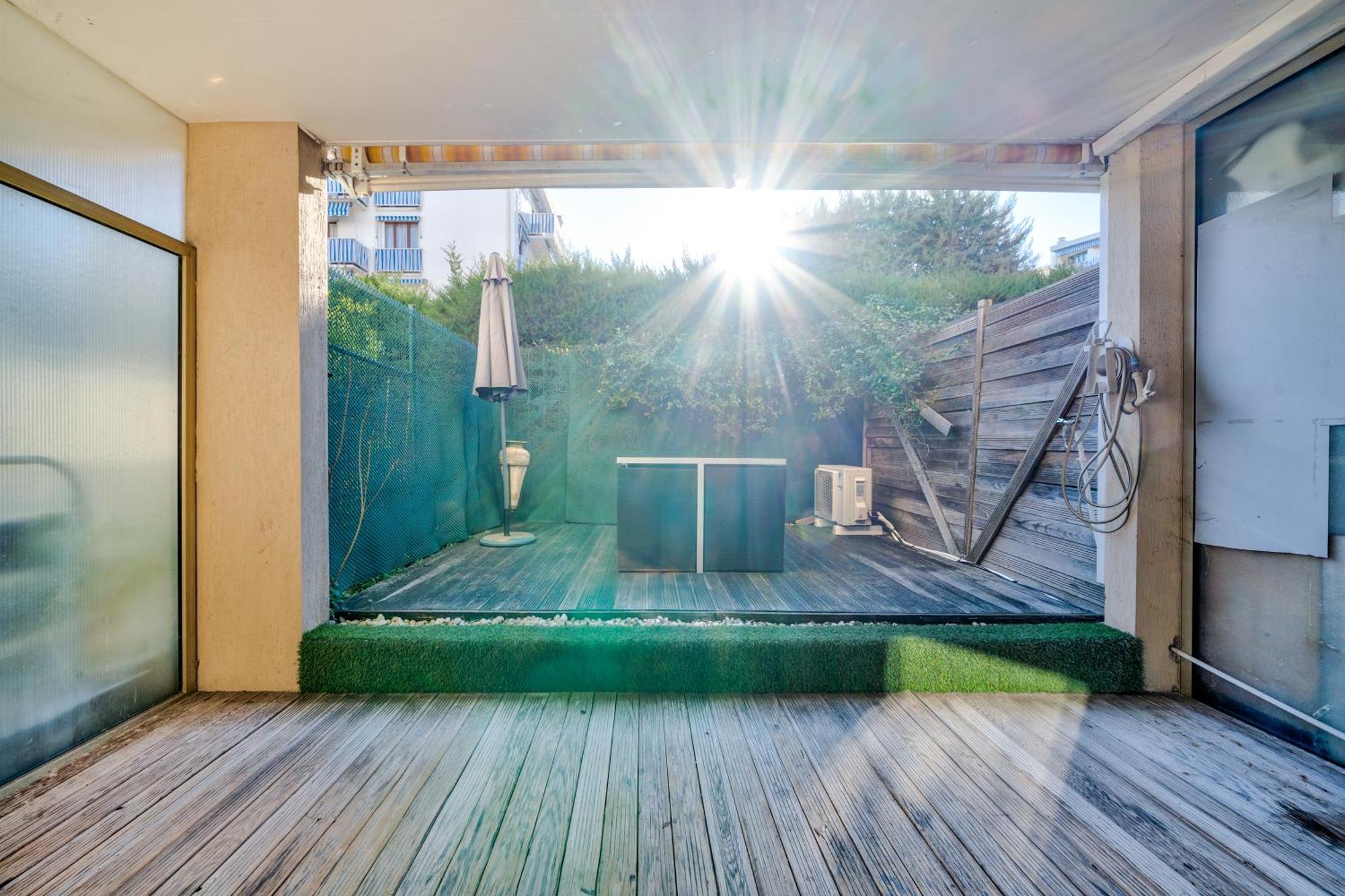 Charmant Studio Cagnes-sur-Mer Exterior photo