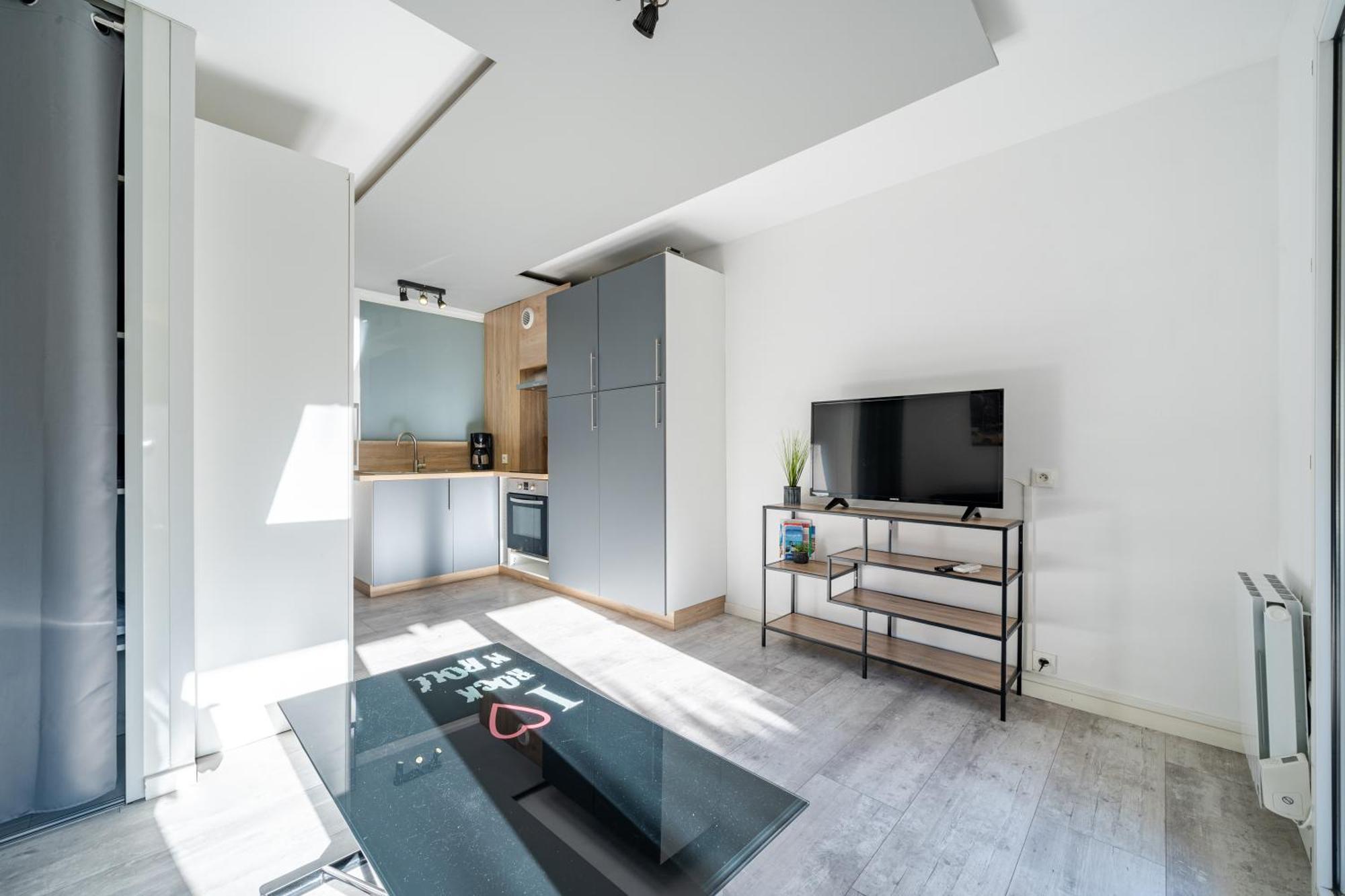 Charmant Studio Cagnes-sur-Mer Exterior photo